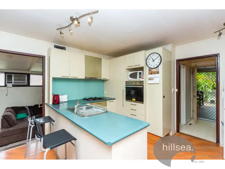 152 Government Road, Labrador QLD 4215