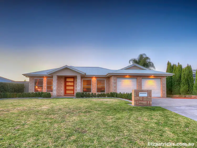 16 Birri Place, Glenfield Park NSW 2650