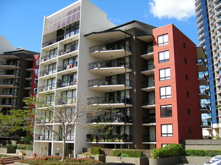 Main view of Homely apartment listing, 29/15 Goodwin Street, Kangaroo Point QLD 4169