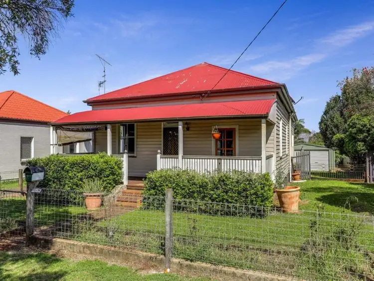 19 Edward Street, East Toowoomba QLD 4350