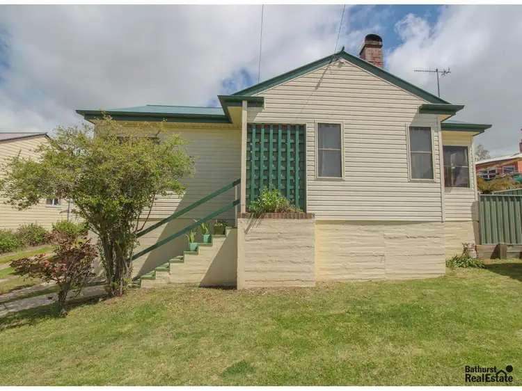 3 Tremain Avenue, Bathurst NSW 2795