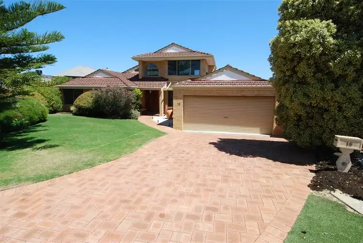 16 Pebble Beach Edge, Connolly WA 6027