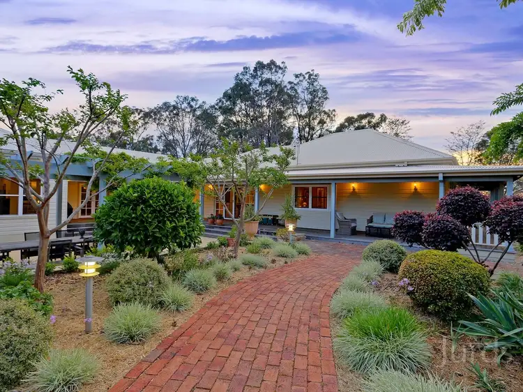 42 Londons Road, Lovedale NSW 2325