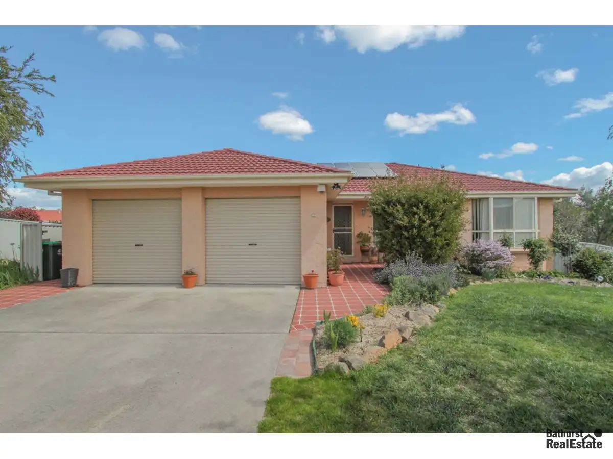 Main view of Homely house listing, 11 Ullathorne Close, Bathurst NSW 2795