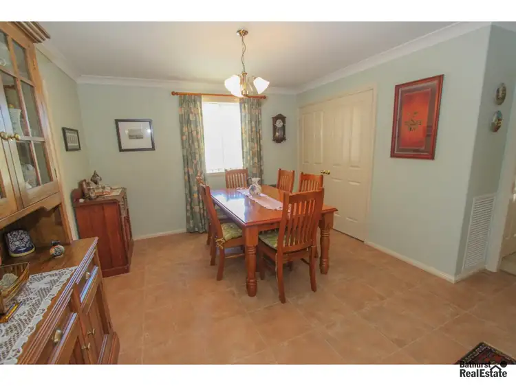 Fifth view of Homely house listing, 11 Ullathorne Close, Bathurst NSW 2795