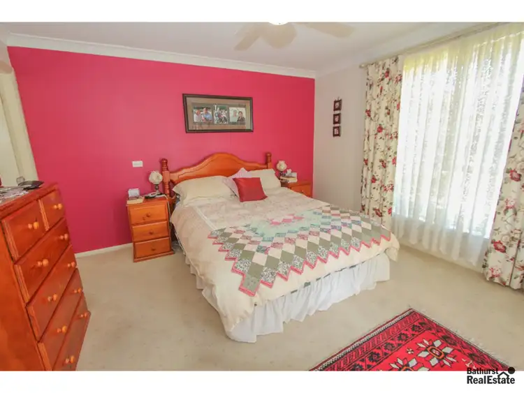 Seventh view of Homely house listing, 11 Ullathorne Close, Bathurst NSW 2795