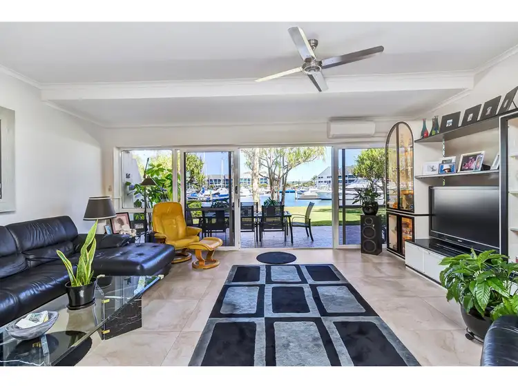 Port Meirion, 3 Marina Crescent, Hollywell QLD 4216