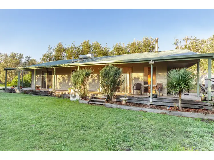20 Macassar Crescent, The Honeysuckles VIC 3851