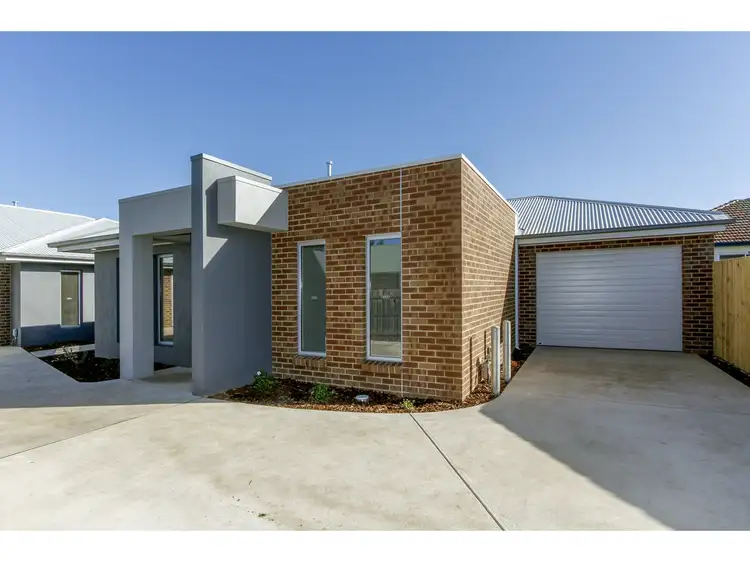 2/139 Reeve Street, Sale VIC 3850