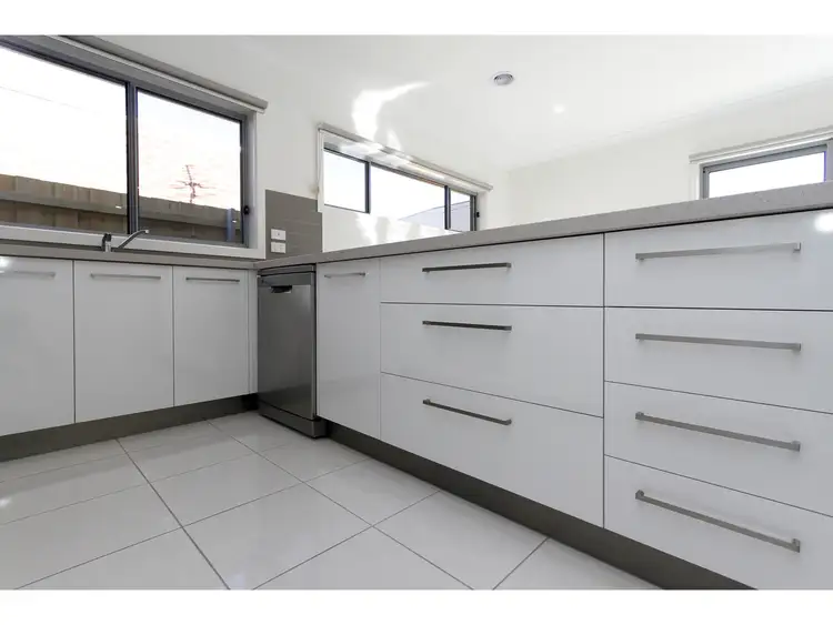 Fifth view of Homely townhouse listing, 2/139 Reeve Street, Sale VIC 3850