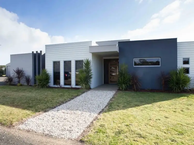 46 Boggy Creek Road, Longford VIC 3851