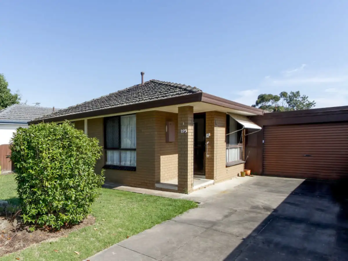 Main view of Homely unit listing, 1/195 Macarthur Street, Sale VIC 3850