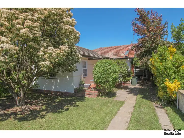 8 Hamilton Street, South Bathurst NSW 2795