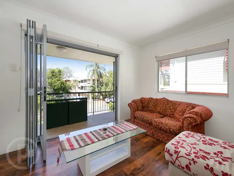 2/68 Hassall Street, Corinda QLD 4075