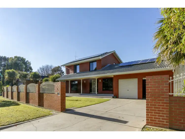 6 Julie Court, Sale VIC 3850