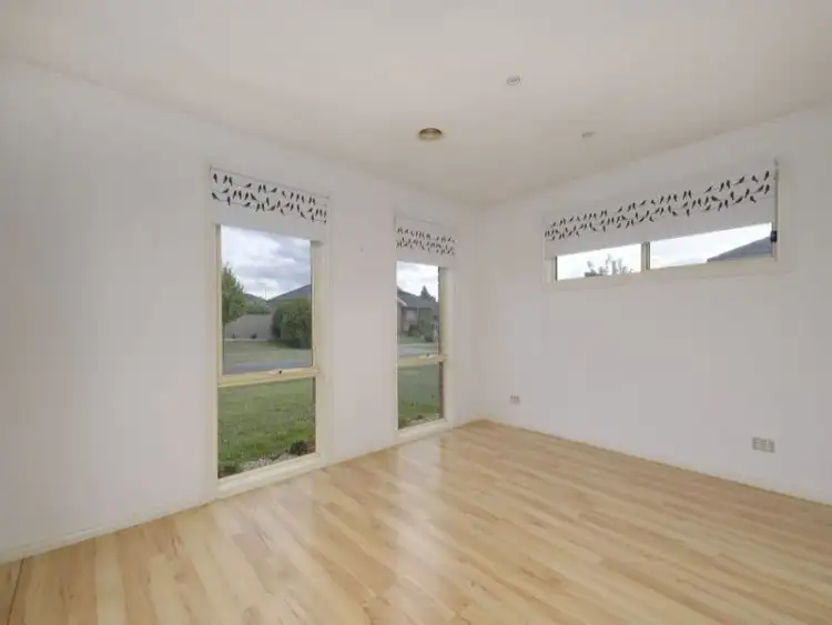 Sixth view of Homely house listing, 2 Durack Place, Traralgon VIC 3844