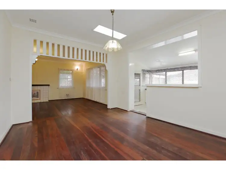 Fifth view of Homely house listing, 2 Cowrie Crescent, Mount Pleasant WA 6153