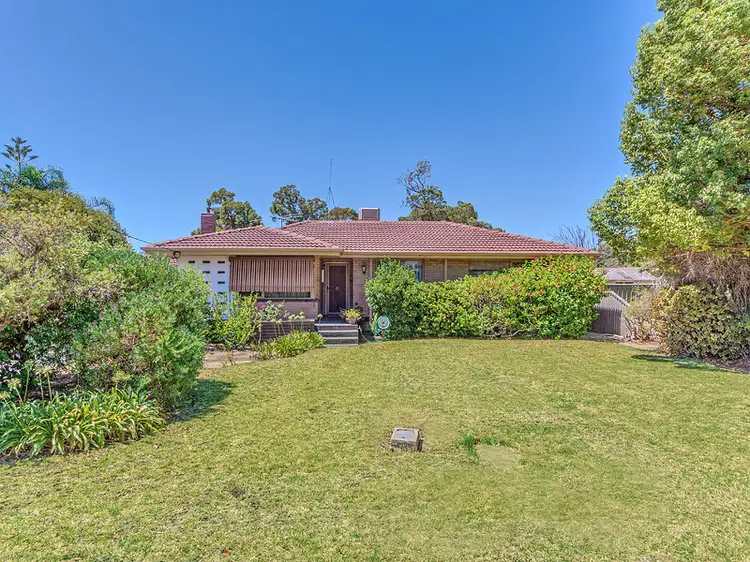 18 Sullivan Street, Beckenham WA 6107