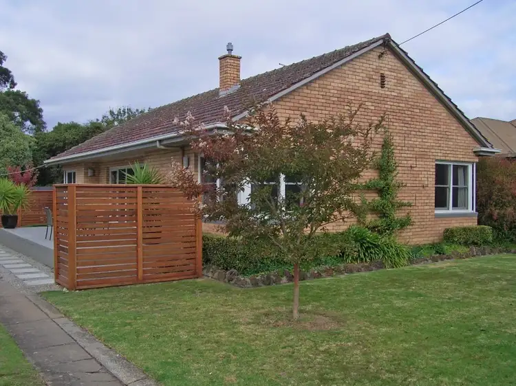 6 Airdrie Street, Colac VIC 3250
