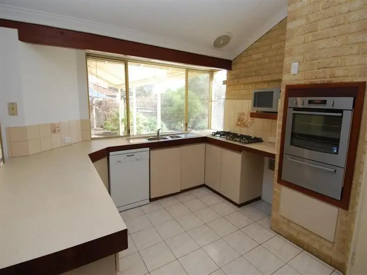 Fifth view of Homely house listing, 16 Deauville Pl, Connolly WA 6027