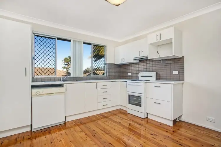 Second view of Homely house listing, 7 Hulot Close, Thornton NSW 2322