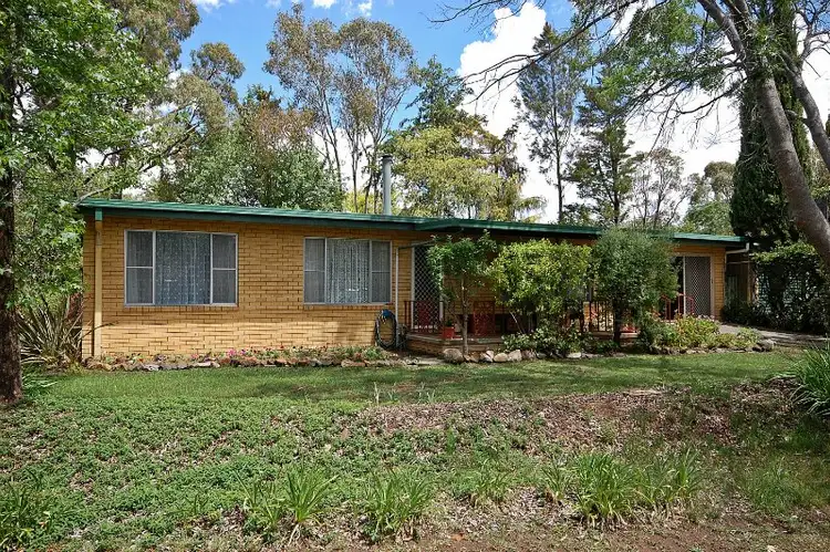 10 Cynthia Crescent, Armidale NSW 2350