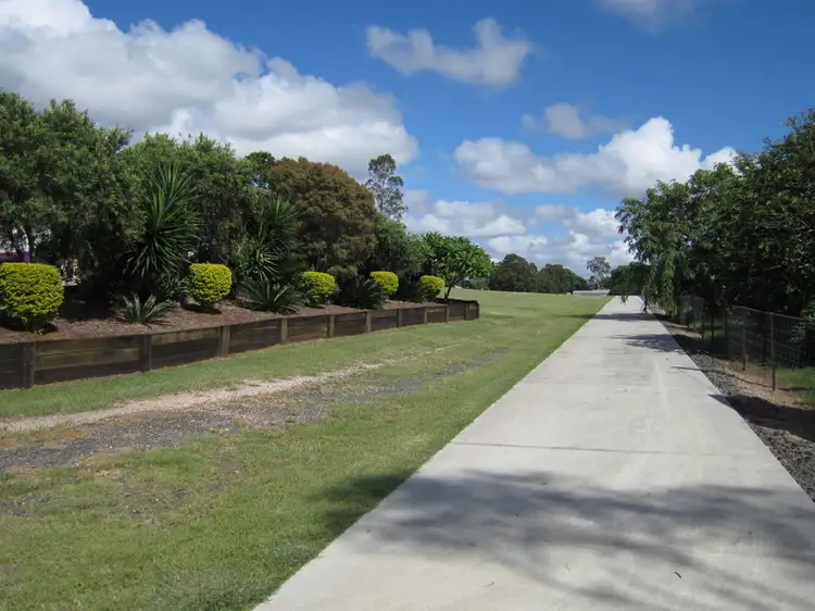 68 Andrew Street, Bundamba QLD 4304