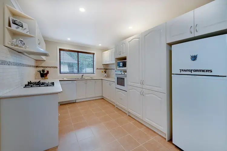 Fifth view of Homely house listing, 6 Kelsey Court, Craigieburn VIC 3064
