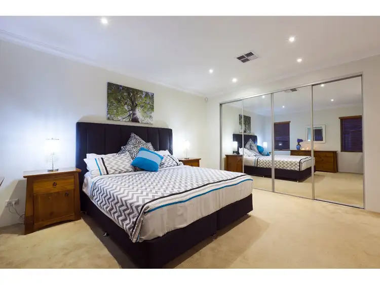 Second view of Homely house listing, 40 Tintagel Loop, Orelia WA 6167