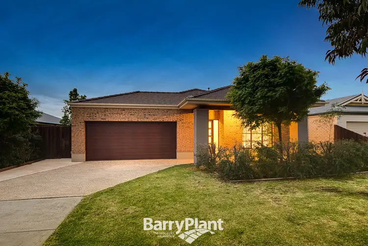 9 Samchelle Place, Pakenham VIC 3810