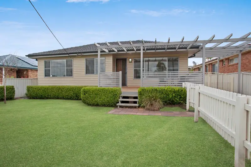 Main view of Homely house listing, 25 Weingartner Avenue, Tarro NSW 2322