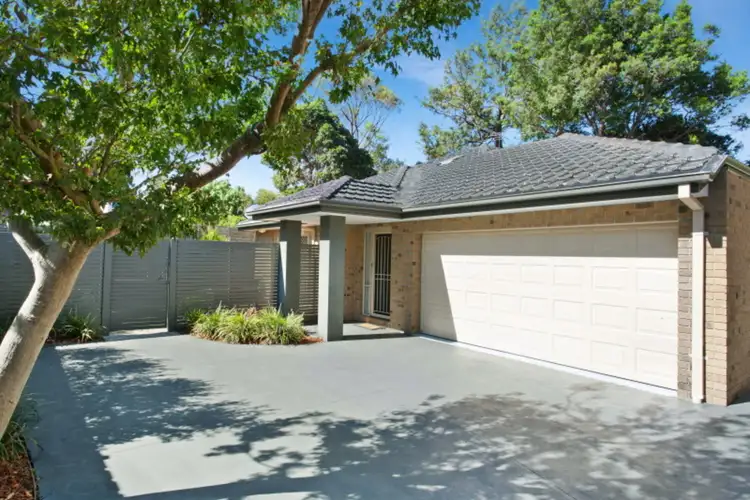 2/17 Oakfield Court, Frankston South VIC 3199