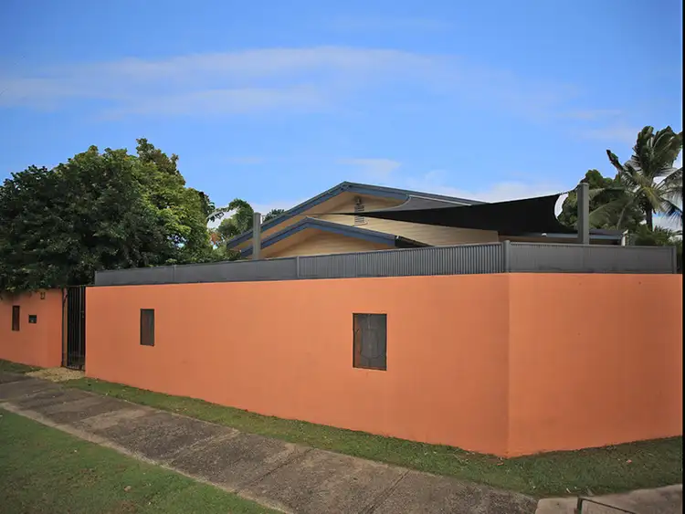 23 Machan Street, Machans Beach QLD 4878