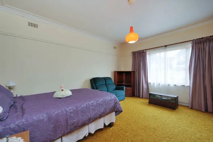 Sixth view of Homely house listing, 5 Charles Street, Traralgon VIC 3844