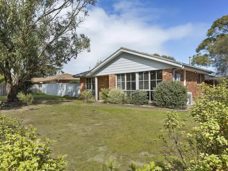 1/4 St Catherines Court, Mornington VIC 3931