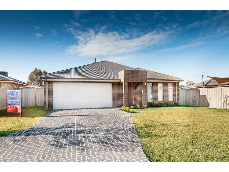 11 Oxford Drive, Thurgoona NSW 2640