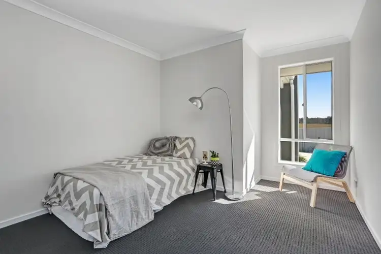 Fifth view of Homely house listing, 1/9 McWilliam Avenue, Thornton NSW 2322