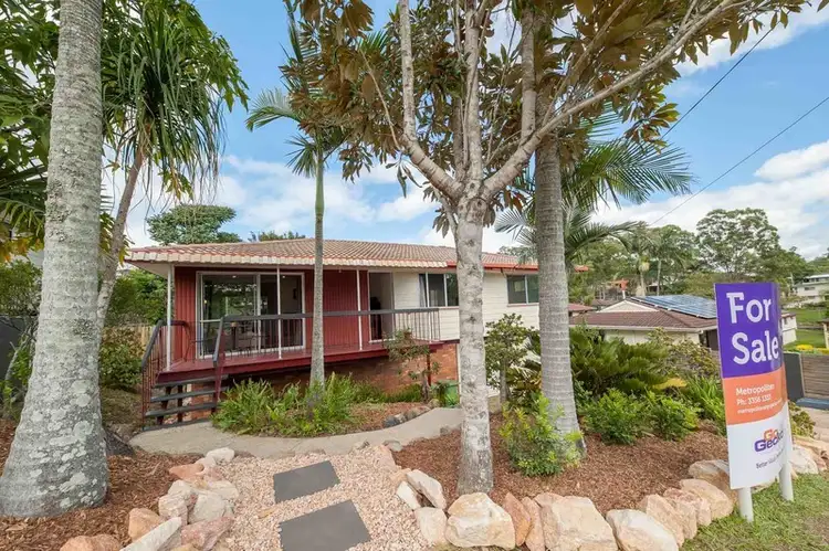 4 Tuttumburra Court, Ferny Hills QLD 4055