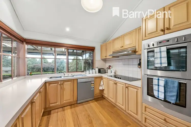 Fifth view of Homely house listing, 3 Charlou Court, Drouin VIC 3818
