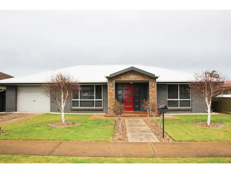 155 Wireless Road West, Mount Gambier SA 5290