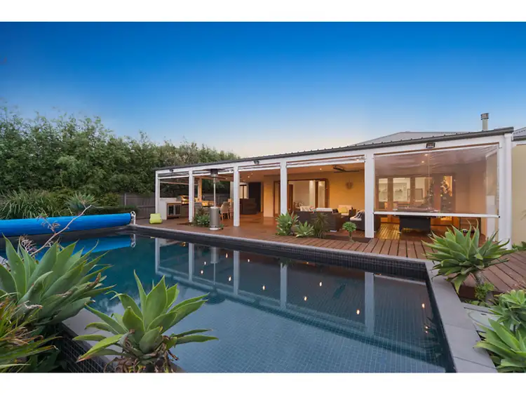 8 Meridian Way, Mornington VIC 3931
