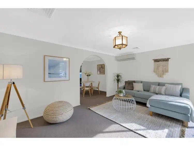 2 Restlea Avenue, Charmhaven NSW 2263