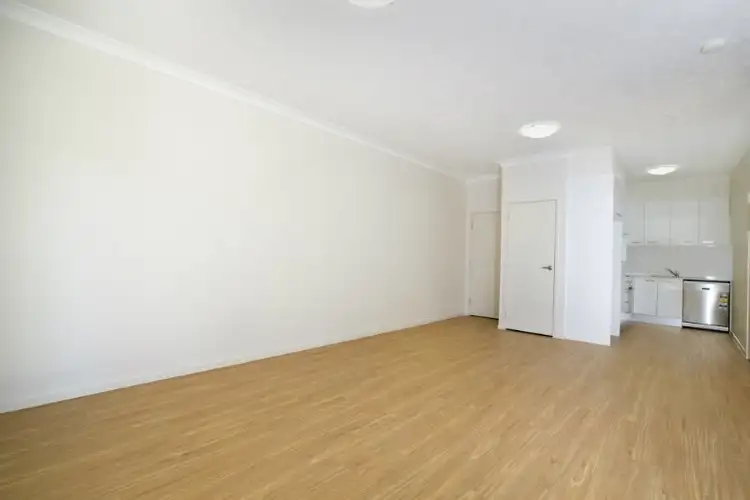Fourth view of Homely unit listing, 11 Lyons Terrace, Windsor QLD 4030