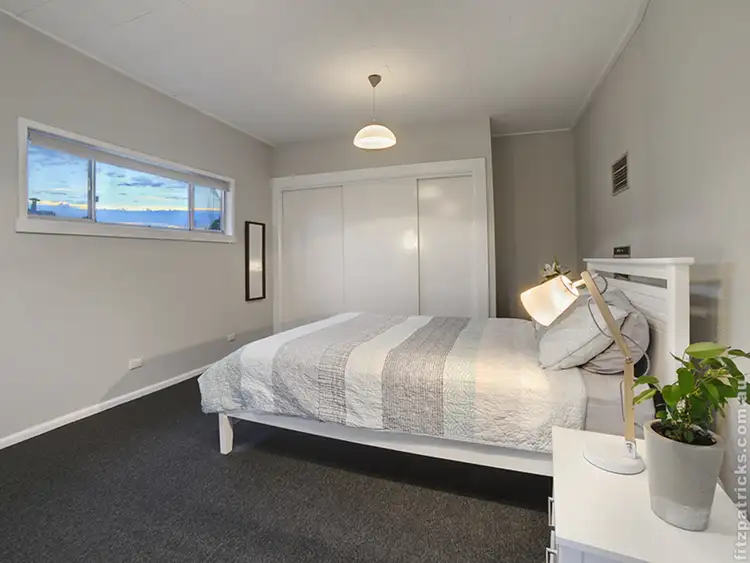 Sixth view of Homely house listing, 2 Phillip Avenue, Mount Austin NSW 2650