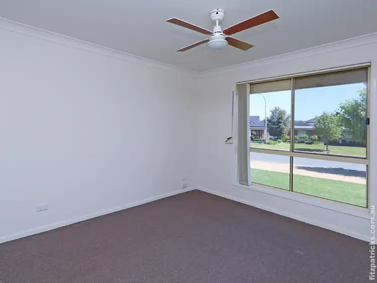 Fourth view of Homely villa listing, 2/31 Paldi Crescent, Glenfield Park NSW 2650