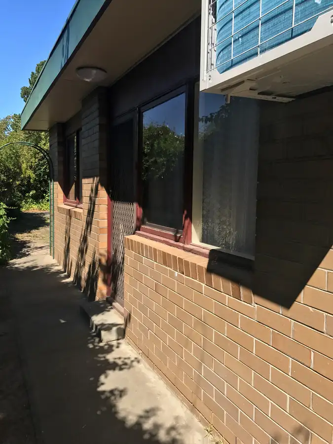6/3 Linton Avenue, Moe VIC 3825