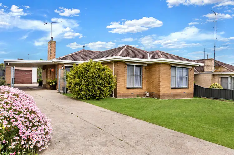 10 Hewett Court, Hamilton VIC 3300