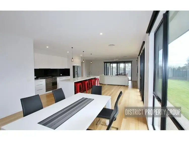Main view of Homely house listing, 4 Kerry Court, Mansfield VIC 3722