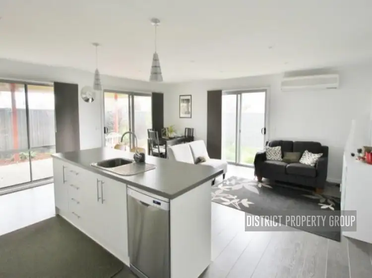 Fourth view of Homely house listing, 24 Bellview Court, Mansfield VIC 3722