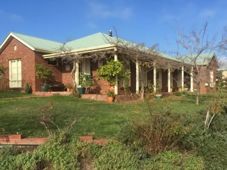 Main view of Homely house listing, 2 Kent Court, Mansfield VIC 3722